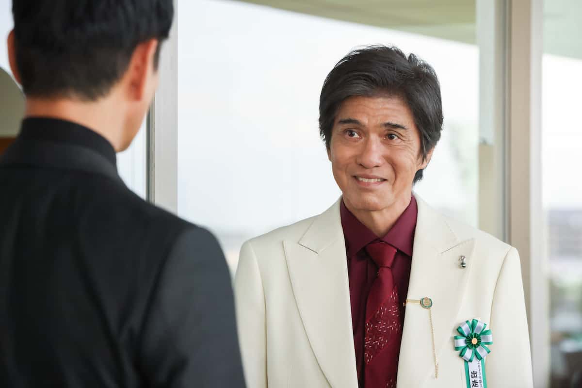 椎名善弘(沢村一樹)、山王耕造(佐藤浩市)。日曜劇場「ザ・ロイヤルファミリー」